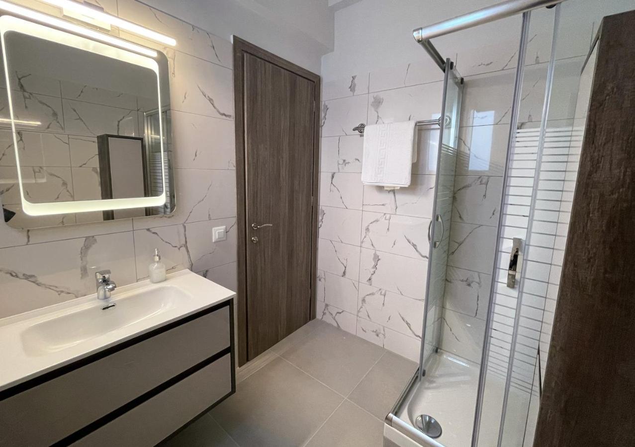 Central Park Apartments Heraklion  ภายนอก รูปภาพ